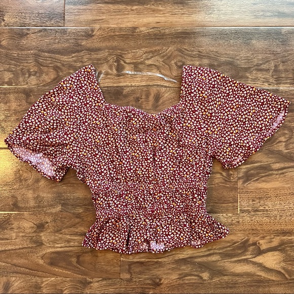 Arizona Jean Co flower top - Picture 2 of 5